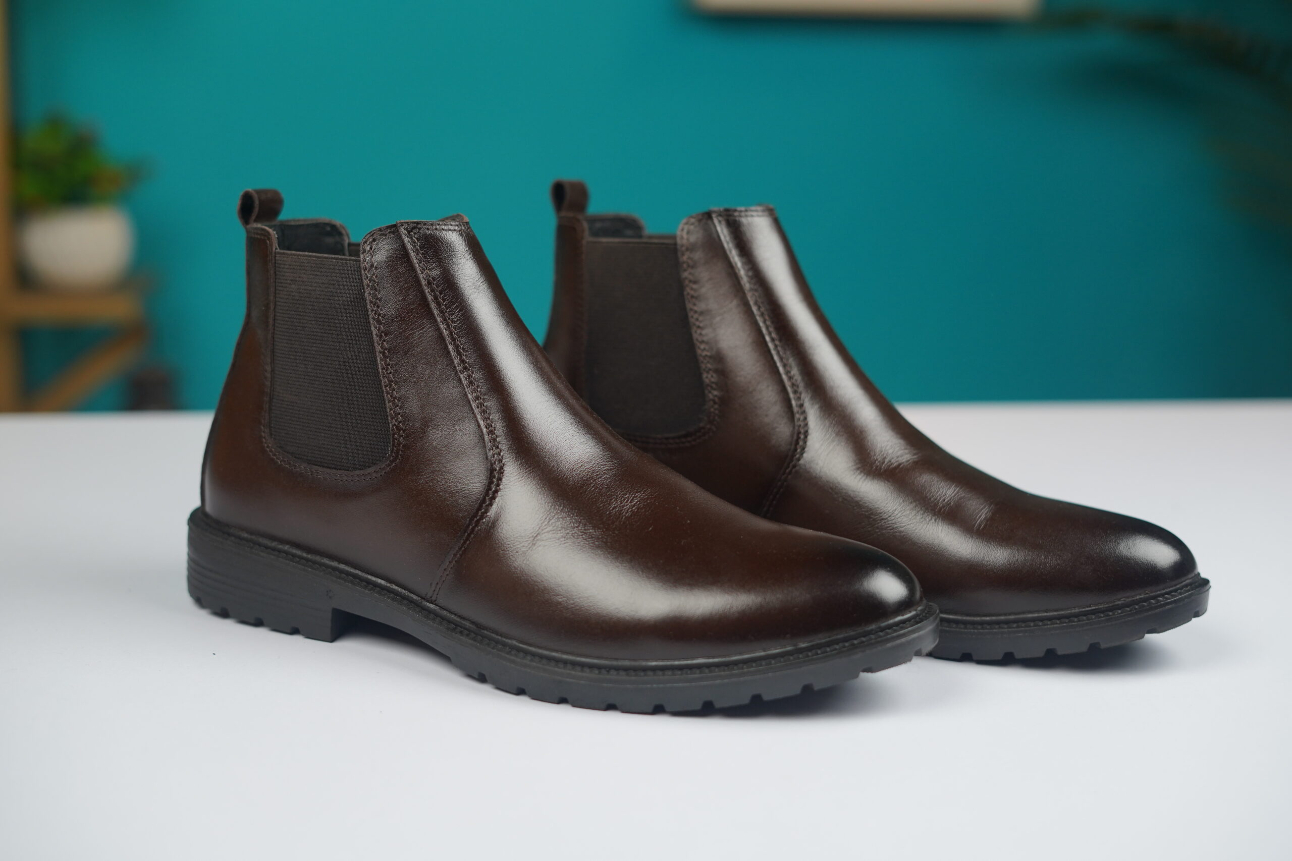 Timeless Elegance Chelsea Man's Boot - Image 8